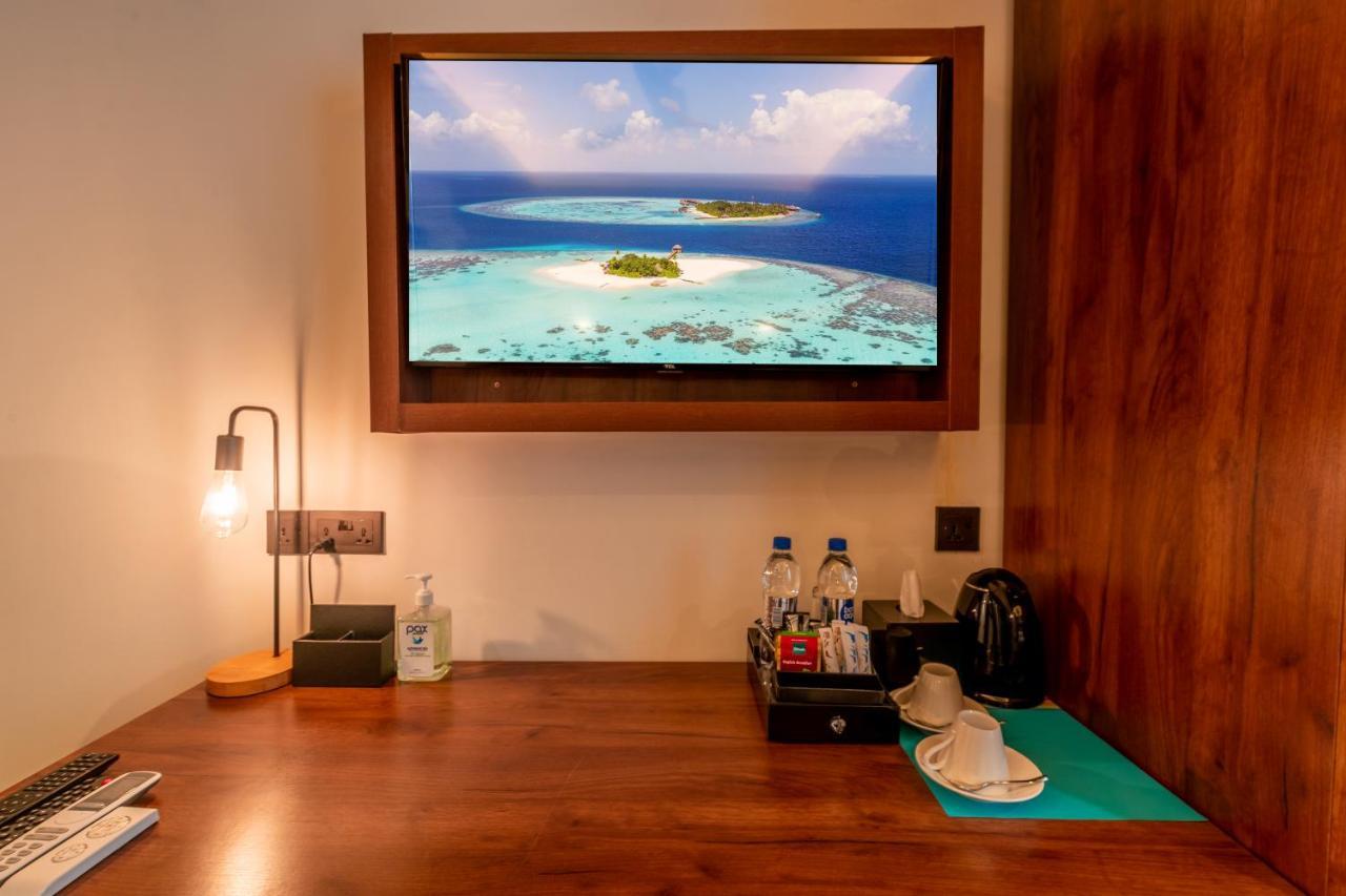 Chen Beach Inn Hulhumale Bagian luar foto