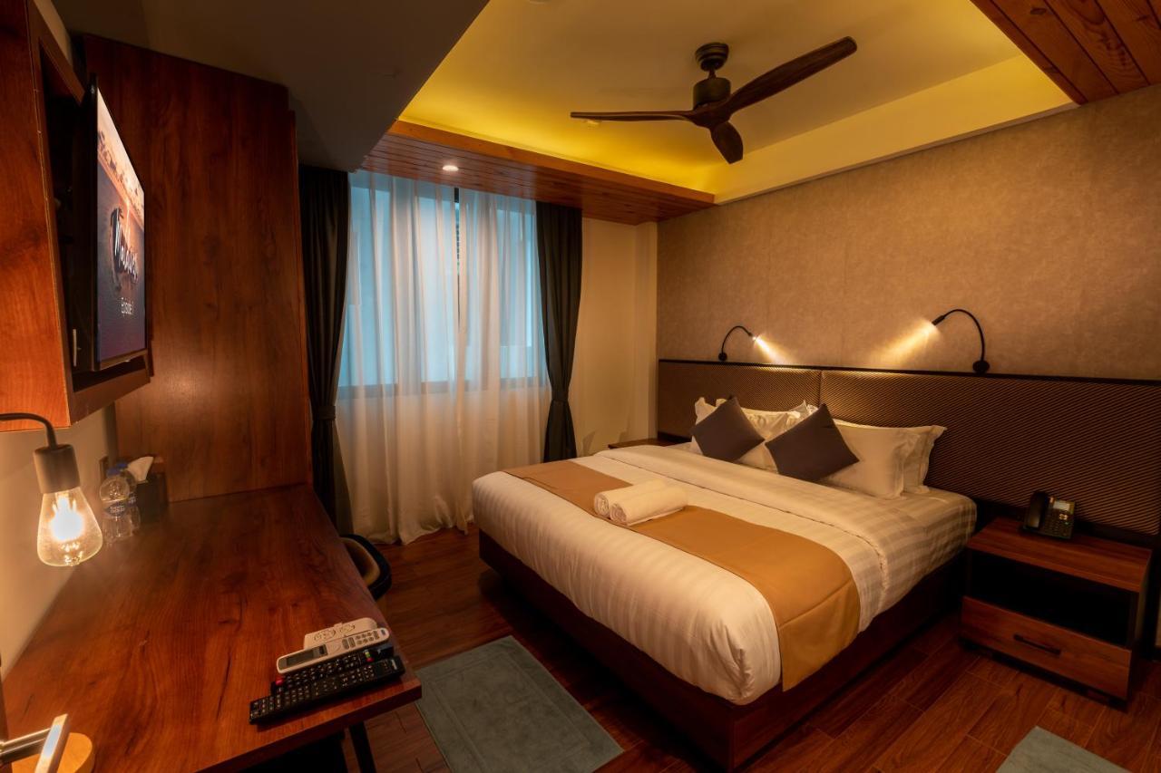 Chen Beach Inn Hulhumale Bagian luar foto
