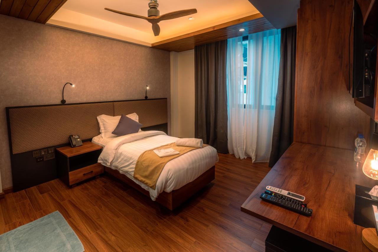 Chen Beach Inn Hulhumale Bagian luar foto