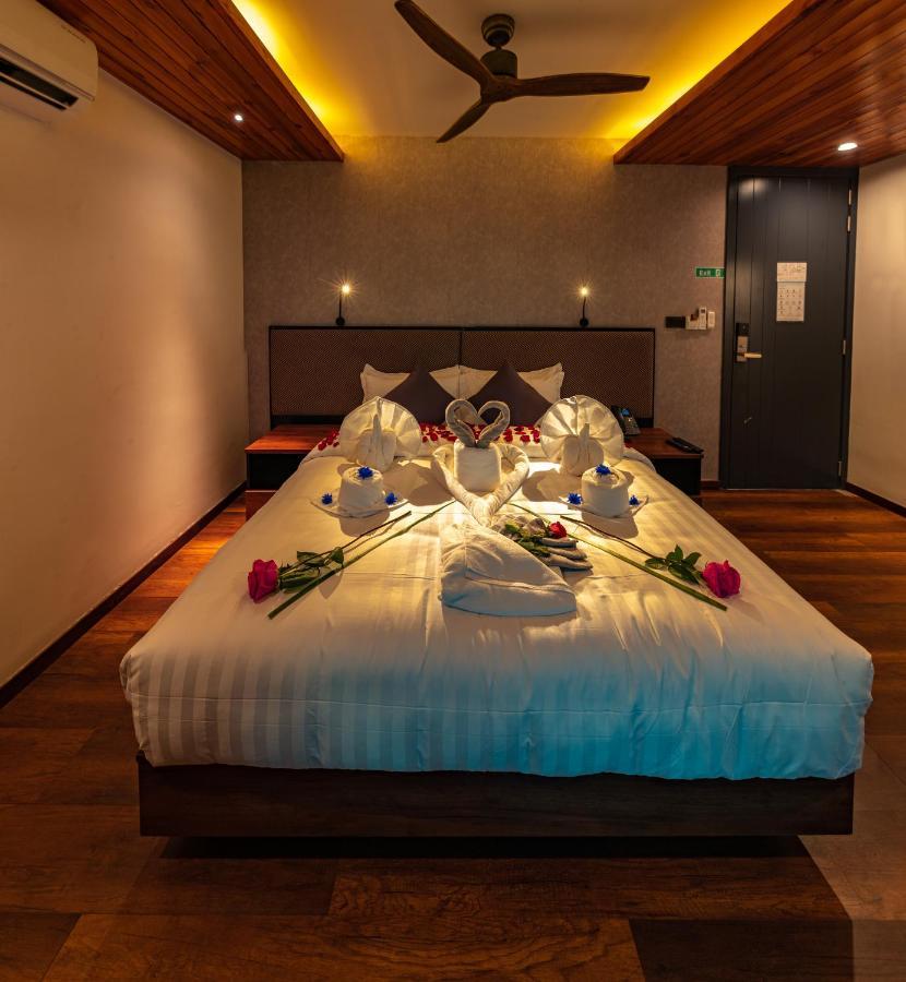 Chen Beach Inn Hulhumale Bagian luar foto