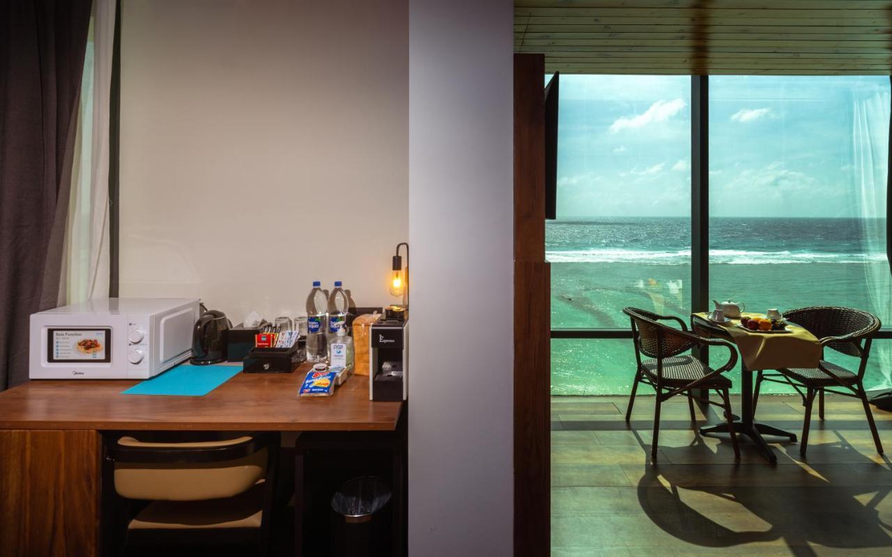 Chen Beach Inn Hulhumale Bagian luar foto